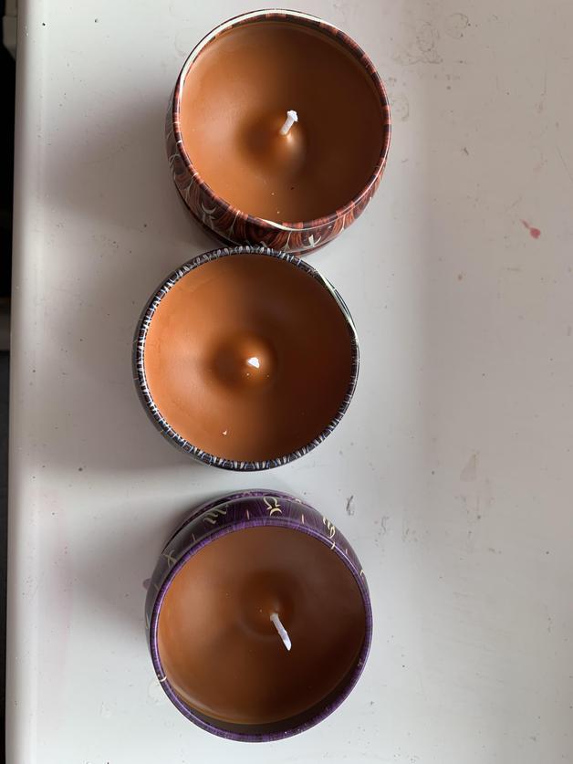 Candles in tins 